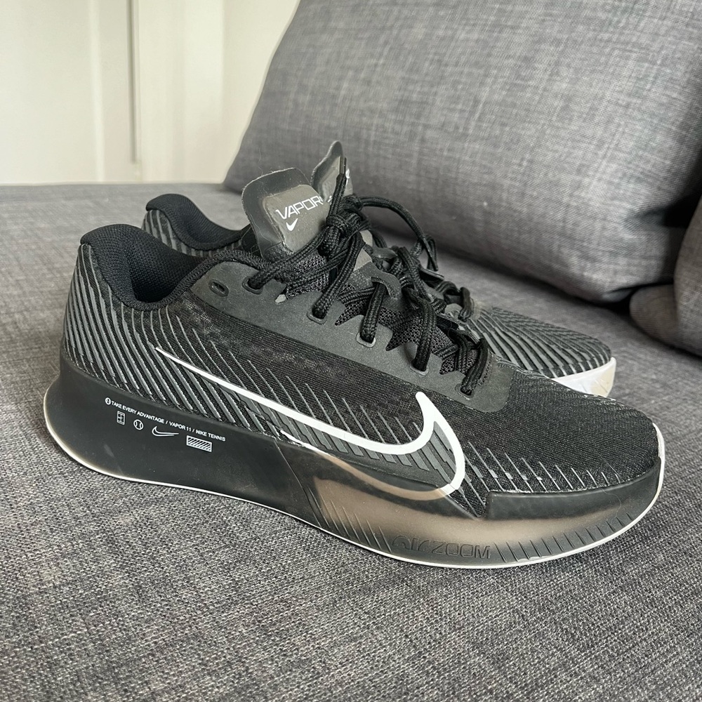 Nike Men’s Zoom Vapor 11 Hard Court Tennis Shoes, Pickleball Shoes